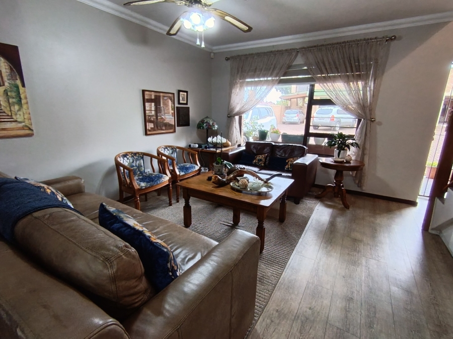 3 Bedroom Property for Sale in Ferreira Town Eastern Cape